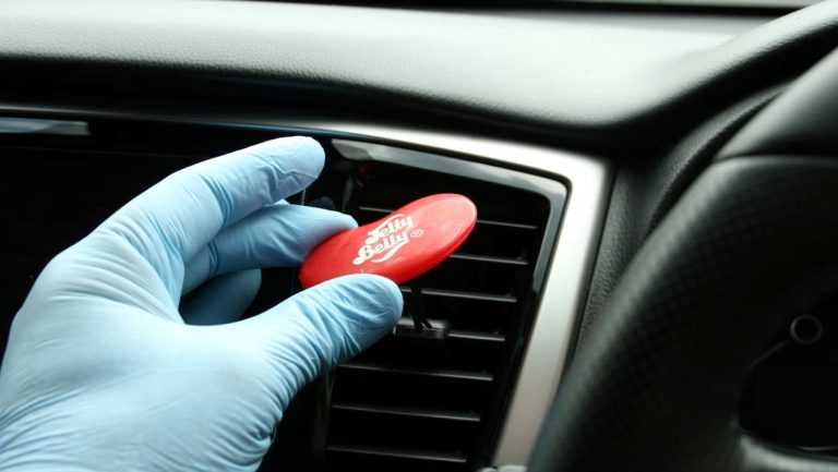 Įvairių tipų automobilių kvapukai ir jų privalumai bei trūkumai